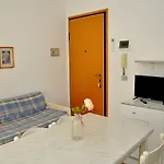 Modern Close To The Beach-beahost شقة بيبيوني