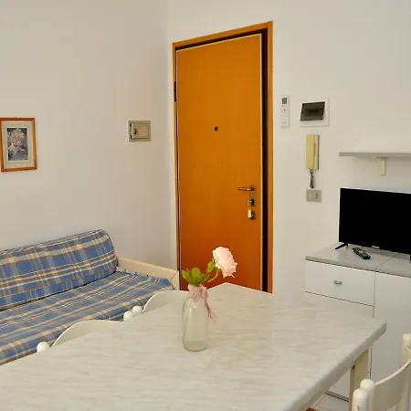 דירה Modern Close To The Beach-beahost