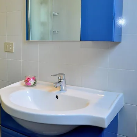 Διαμέρισμα Modern Close To The Beach-beahost Μπιμπιόνε