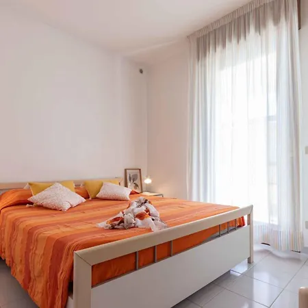 Appartement Modern Close To The Beach-beahost *