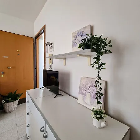 Modern Close To The Beach-beahost Apartment *