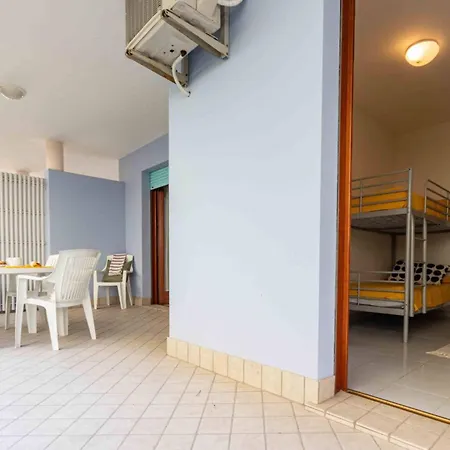 Διαμέρισμα Modern Close To The Beach-beahost