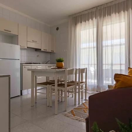 Apartmán Modern Close To The Beach-beahost
