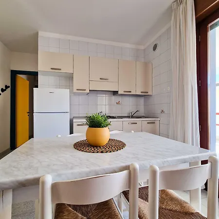Modern Close To The Beach-beahost *