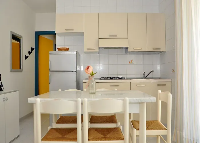 Modern Close To The Beach-beahost *