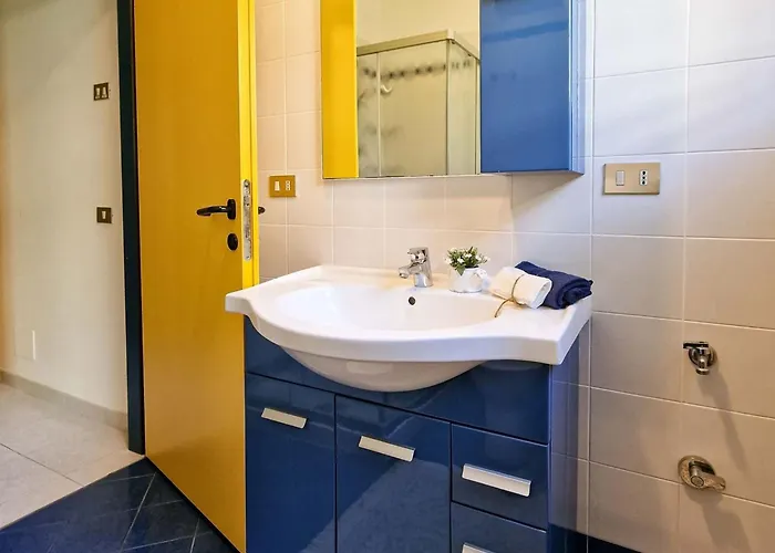 Modern Close To The Beach-beahost Lejlighed